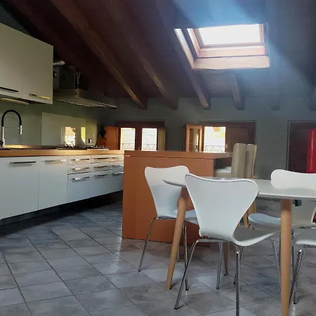Apartament Incanto Con Piscina