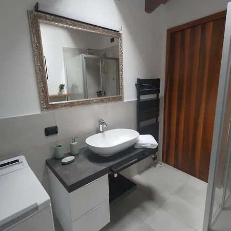 Apartament Incanto Con Piscina *
